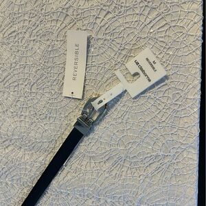 NWT Woman’s Reversible Navy/Black Belt   Size: M